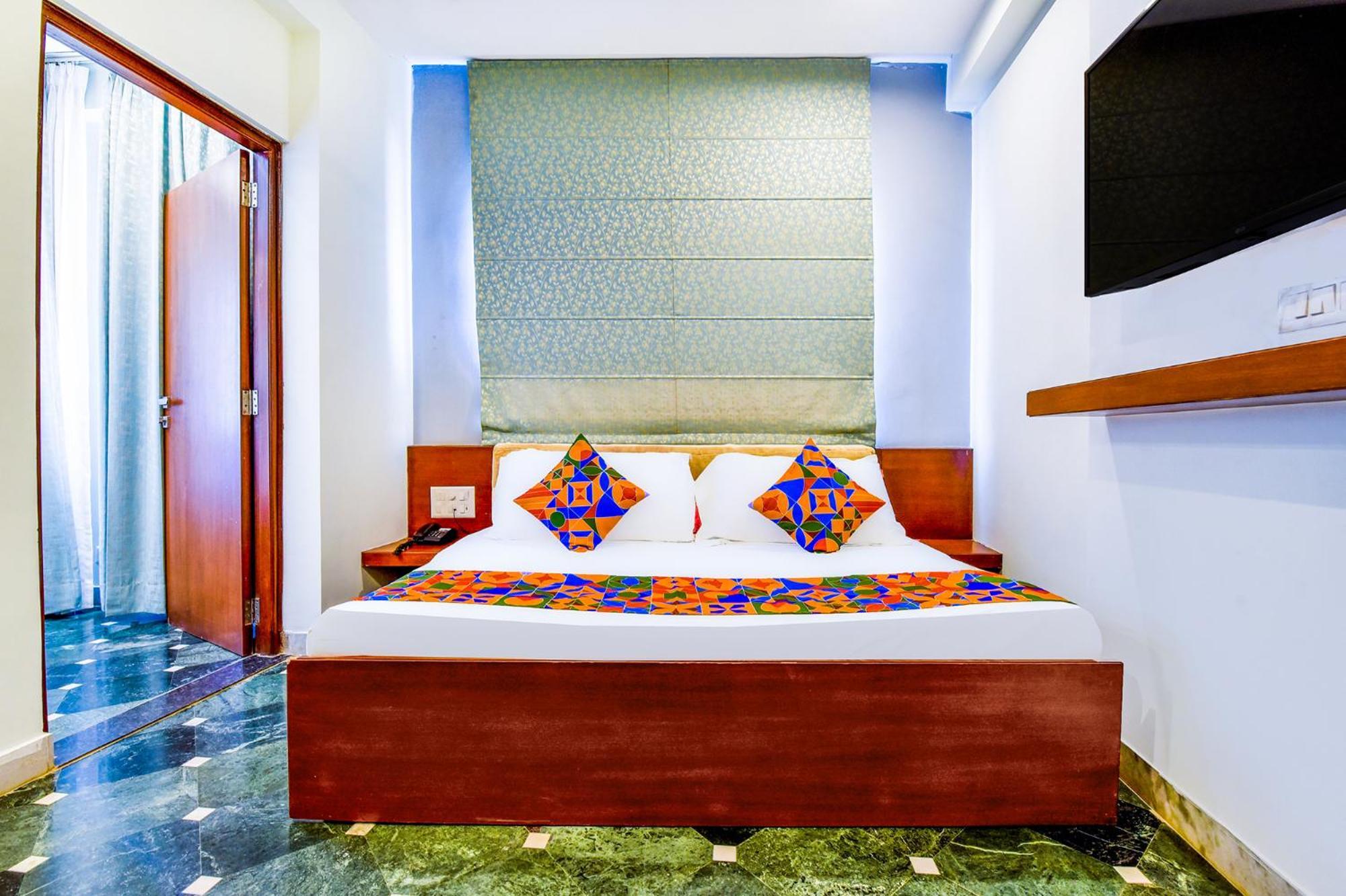 Fabhotel Naivara Boutique Удайпур Экстерьер фото