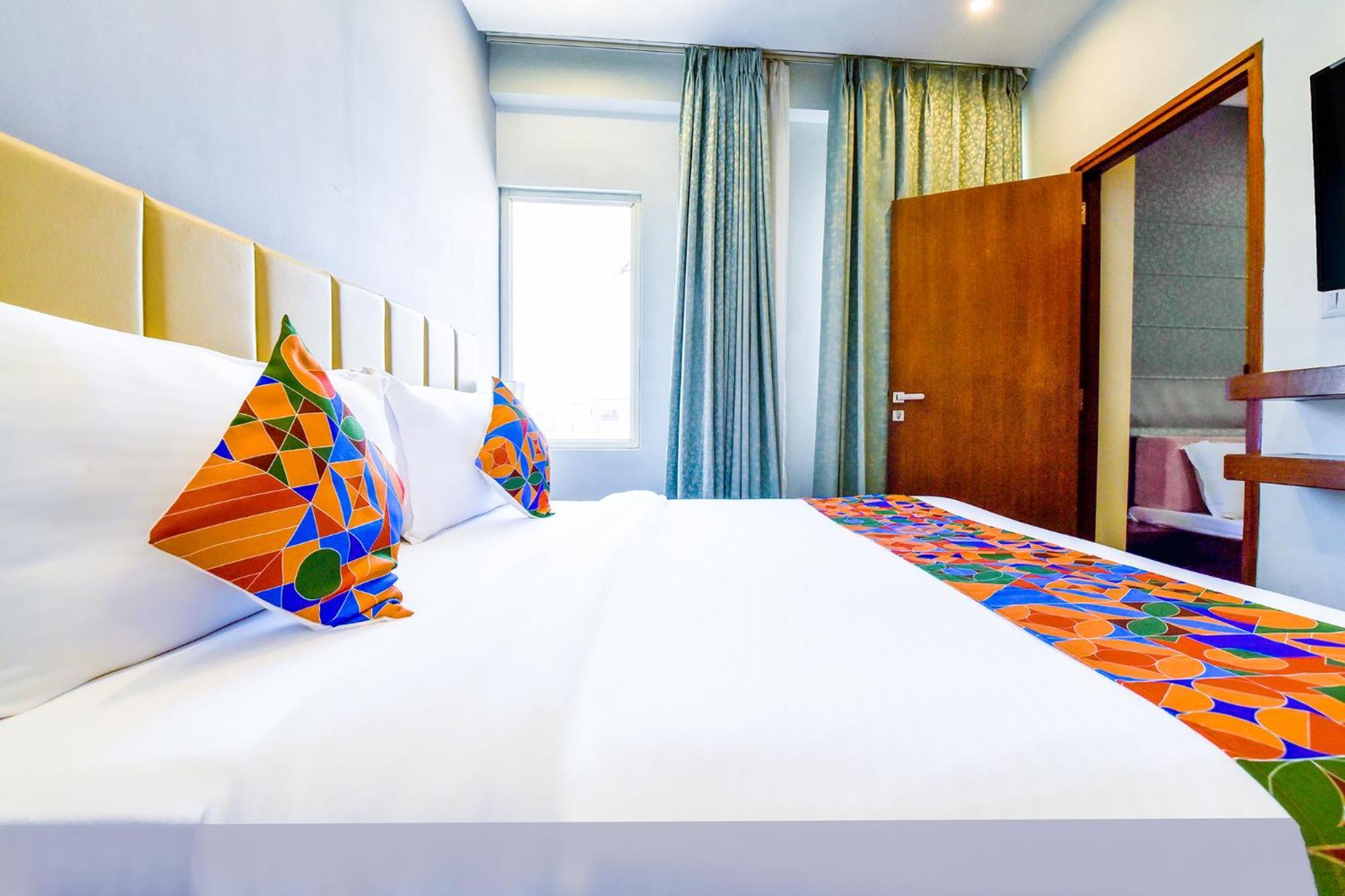Fabhotel Naivara Boutique Удайпур Экстерьер фото